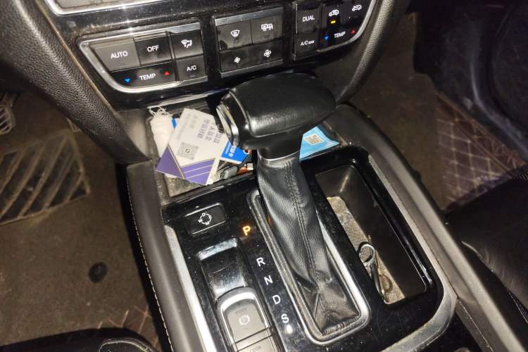 Used GAC Trumpchi GS7 2017 280T Two-Wheel Drive Luxury Model
