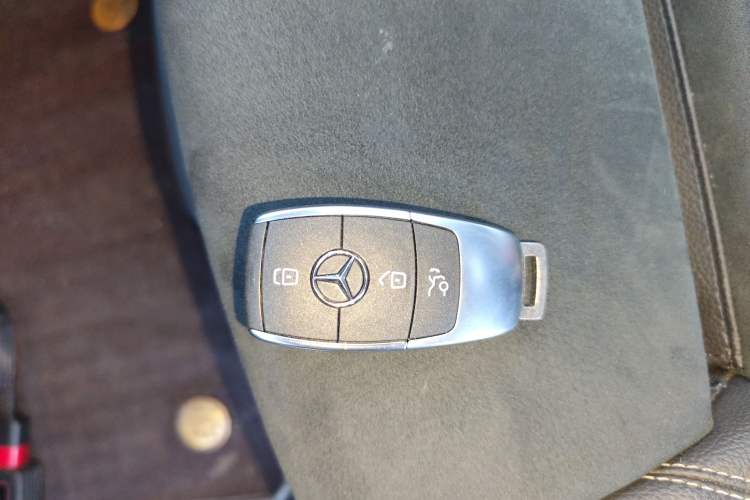 Used Mercedes-Benz A-Class 2022 Revised Version A 200 L Sport Sedan Fashionable Style