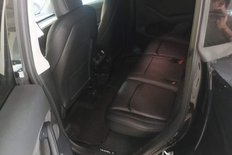 Used Tesla Model Y 2022 Rear-Wheel-Drive Version