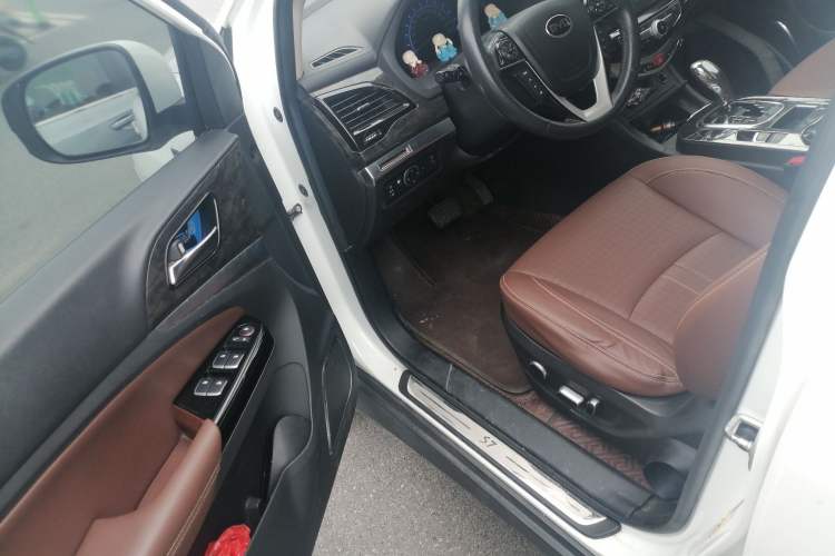 Used BYD S7 2017 2.0T Automatic Prestige Edition Driver Seat