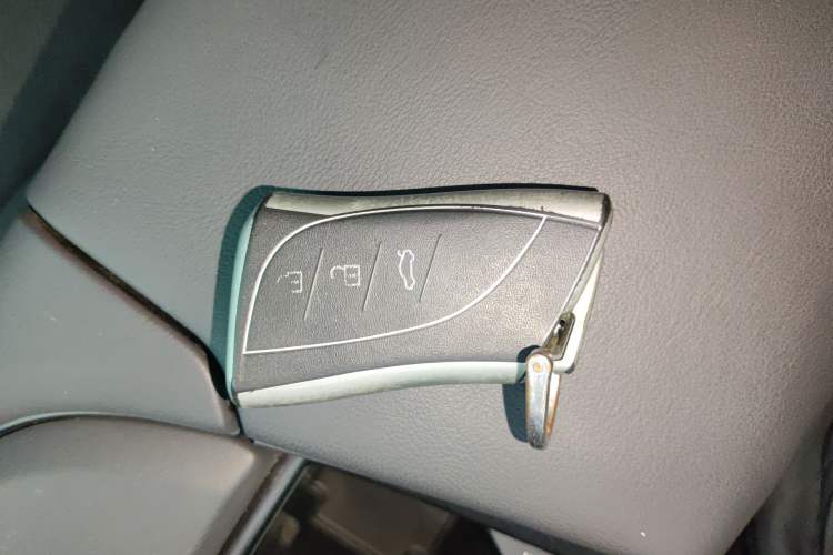 Used Lexus ES 2021 200 Excellence Edition