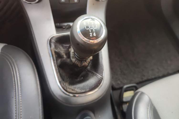 Used Chevrolet Cruze 2013 1.6L SE MT
