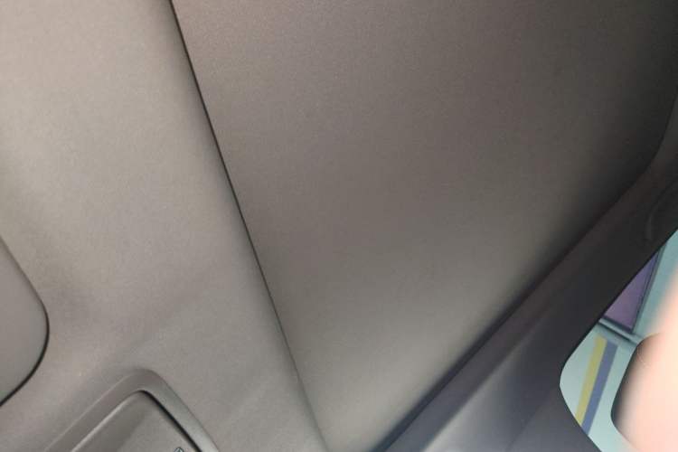 Used Honda CR-V 2021 240TURBO CVT 2WD Comfort Version Headliner