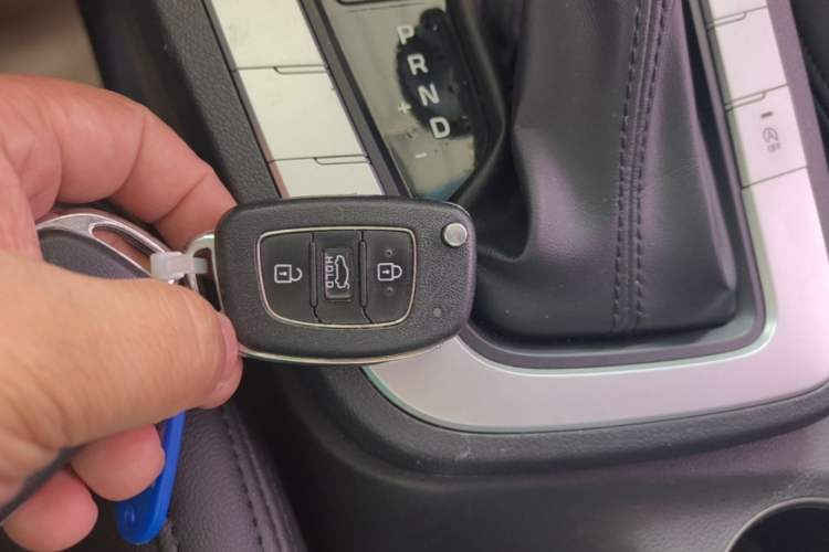 Used Hyundai Elantra (6th Generation / Lingdong) 2016 1.6L Automatic ZhiXuan – Elite Version
