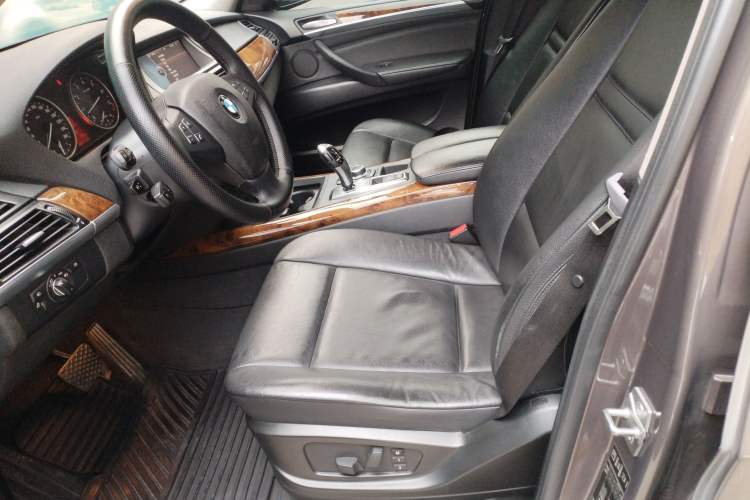 Used BMW X5 2011 xDrive35i Leading Model