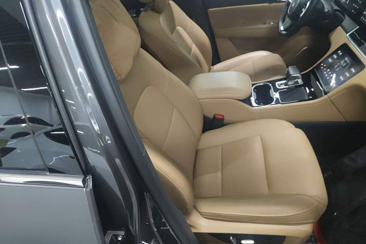 Used Li Auto ONE 2021 Extended-Range 6-Seater Version Right Front Seat