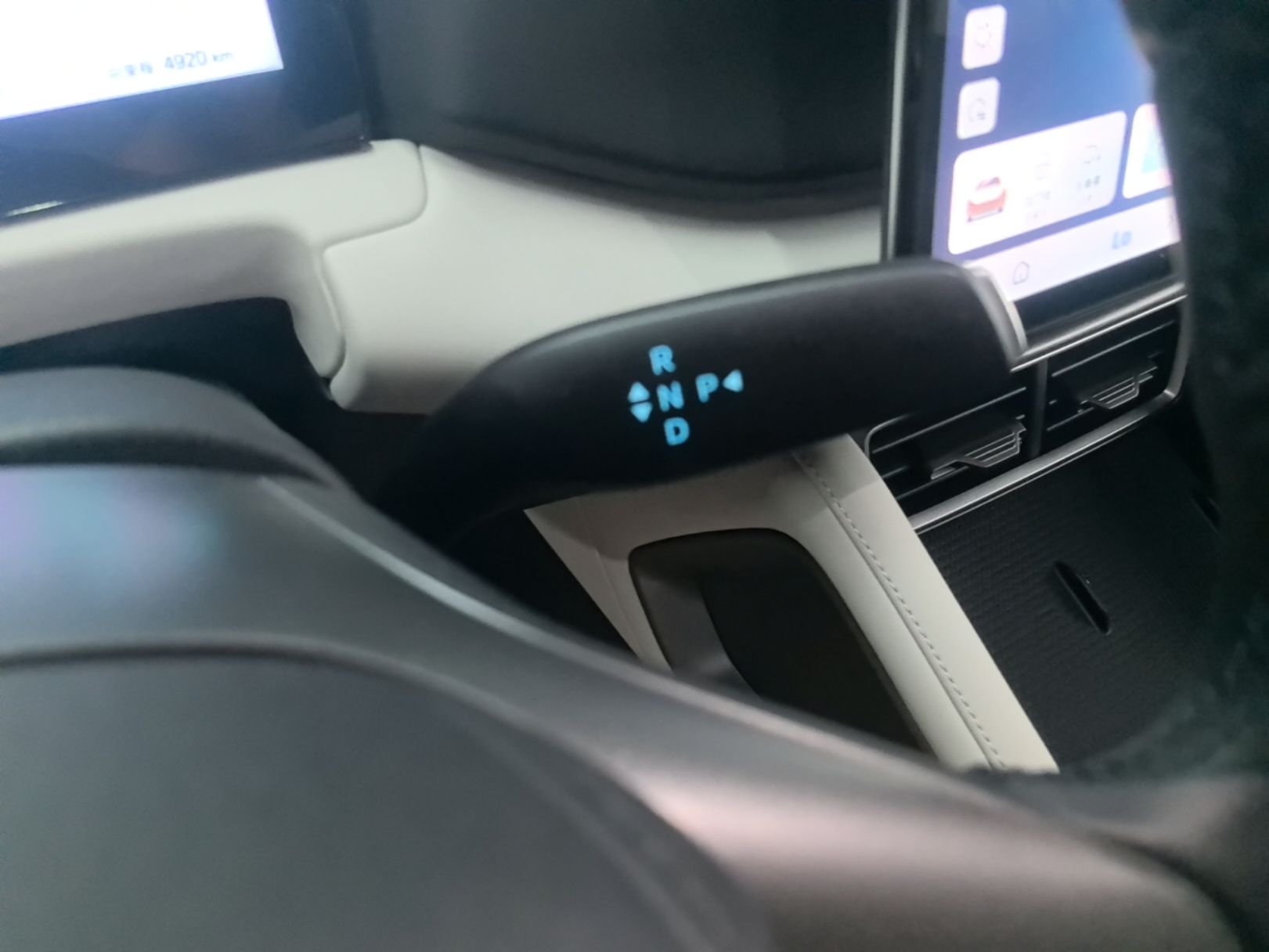 BYD Yuan UP 2025 Intelligent Driving Version 401 KM Dynamic Edition — снимка 16