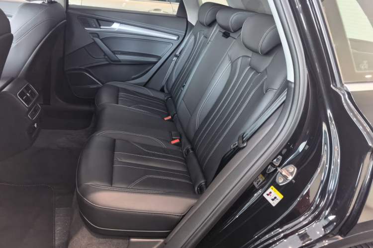Used Audi Q5L 2022 Updated 45T Luxury Dynamic Version Left Rear Seat