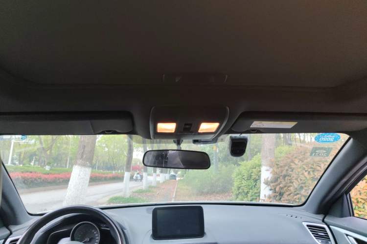 Used Mazda CX-4 2018 2.0L Automatic Two-Wheel Drive Blue Sky Dynamic Version China V Standard Headliner