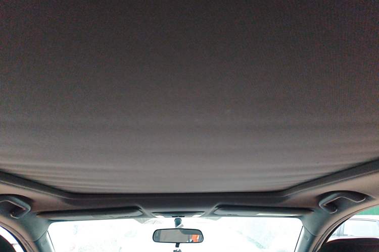 Used Honda XR-V 2015 1.8L VTi CVT Luxury Edition Headliner