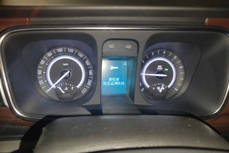 Used Buick GL8 2017 25S Luxury Version China V Standard