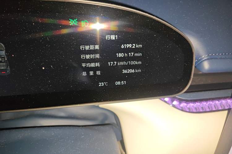 Used Zeekr 007 2024 Rear-Drive Intelligent Driving Version 75 kWh Odometer Close Up