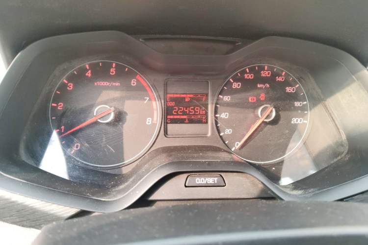 Used Baojun 310 2016 1.2L manual Comfort trim level