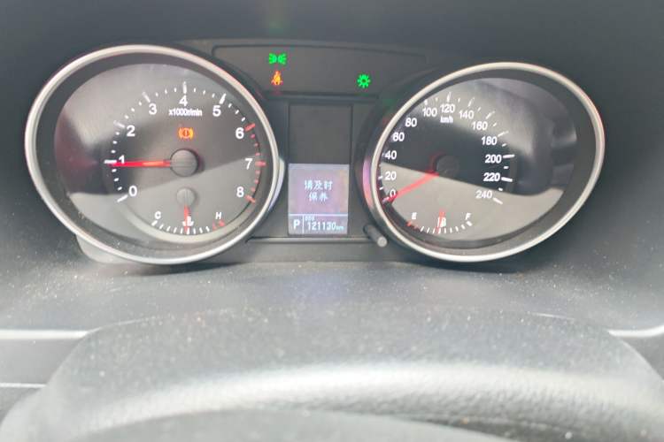 Used Haval H6 2013 Upgraded Model 2.4L Automatic Two-Wheel Drive Elite Version