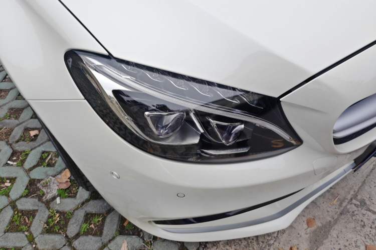 Used Mercedes-Benz C-Class AMG 2016 AMG C 63 Coupe Right Front Headlight