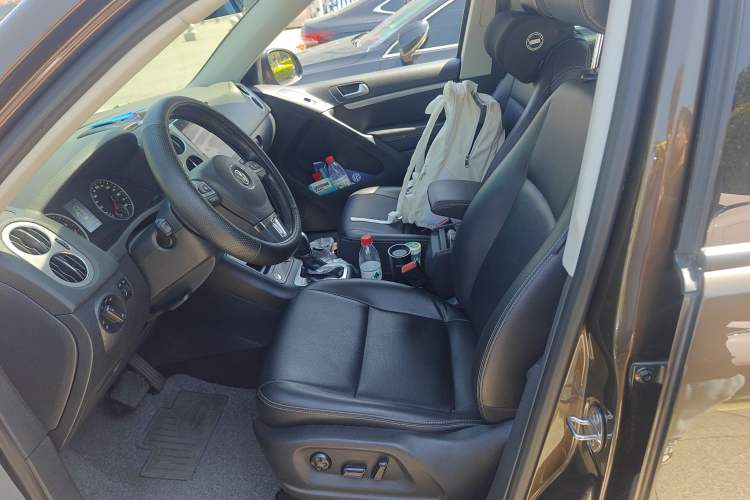 Used Volkswagen Tiguan 2016 300TSI Automatic All-Wheel Drive Fashion Vision Edition Left Front Seat