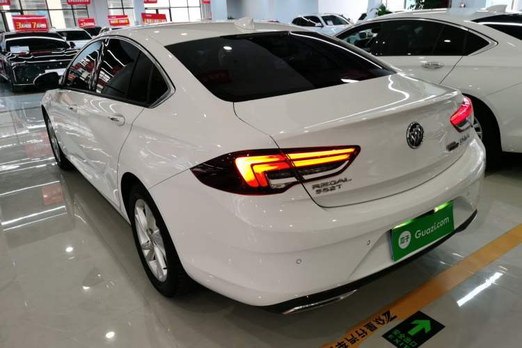 Used Buick Regal 2020 552T Elite Edition Rear Left 45 Deg