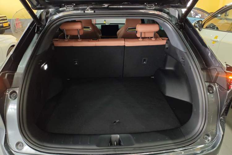 Used Changan UNI-Z 2025 1.5T Luxury Version