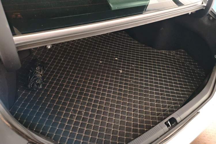 Used Toyota Camry 2021 2.5S Fēngshàng Edition Trunk