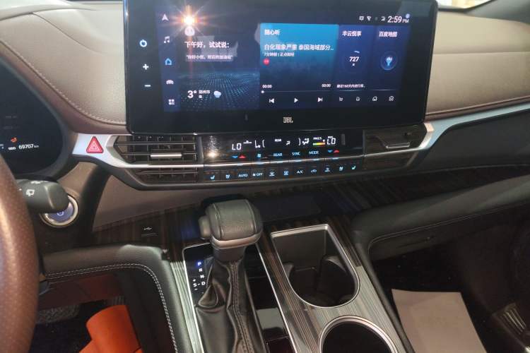 Used Toyota Sienna 2021 2.5L Hybrid Platinum Edition