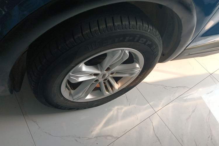 Used Qoros 5 2018 1.6T Automatic Leading Model
