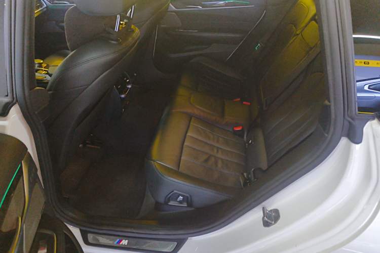 Used BMW 6 Series GT 2019 630i M Sport Package Left Rear Seat