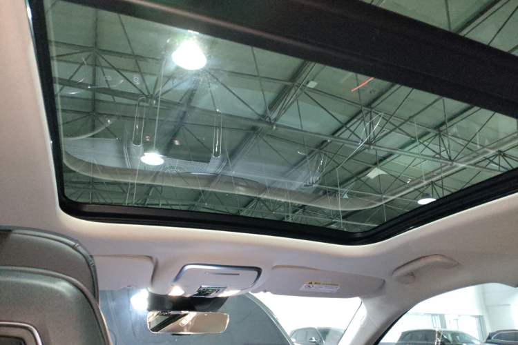 Used Hongqi HS3 PHEV 2024 PHEV 115km Jingwei Edition
