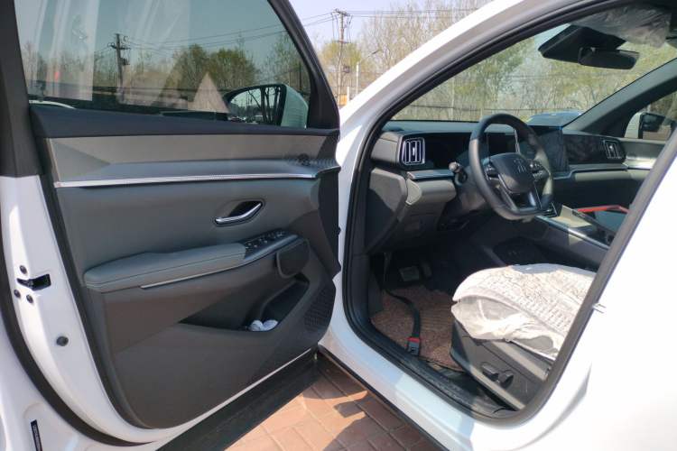 Used BYD Song Pro New Energy 2025 2nd Generation Intelligent Driving Version DM-i 75KM Leading Edition Driver Seat