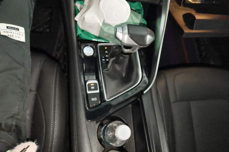 Used Dongfeng Aeolus AX7 2019 1.6T Automatic AI Navigation Model China V Standard
