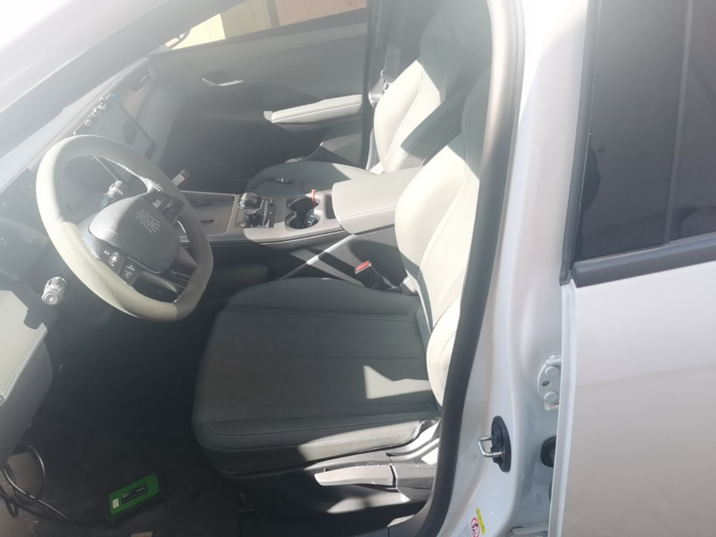 BYD Qin PLUS 2025 DM-i Smart Drive 55KM Leading Model — снимка 17