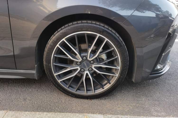 Used Lynk & Co 03 2023 2.0TD DCT JingPro
