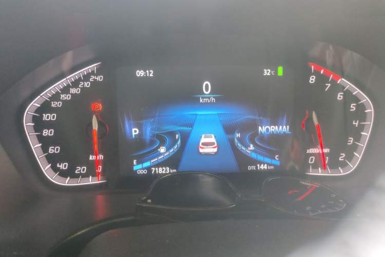 Used CHANGAN CS75 2018 280T Automatic Smart Edition China V Standard

