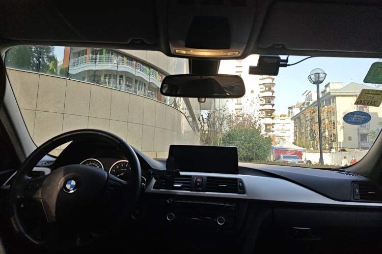 Used BMW 3 Series 2014 320Li Fashion Model