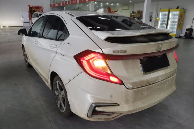 Used Honda Gienia 2017 1.5L CVT Fashion Edition
