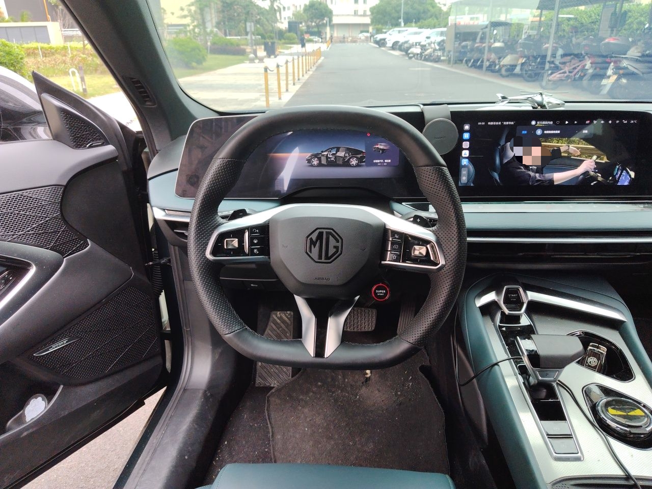 MG 7 2025 2.0T 405 AT Luxury Edition — снимка 10