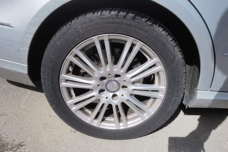 Used Mercedes-Benz E-Class 2013 E 260 L CGI Elegant Model