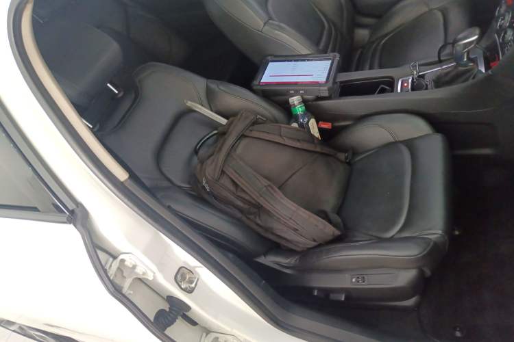 Used DS 5LS 2015 1.6T Luxury Edition THP160