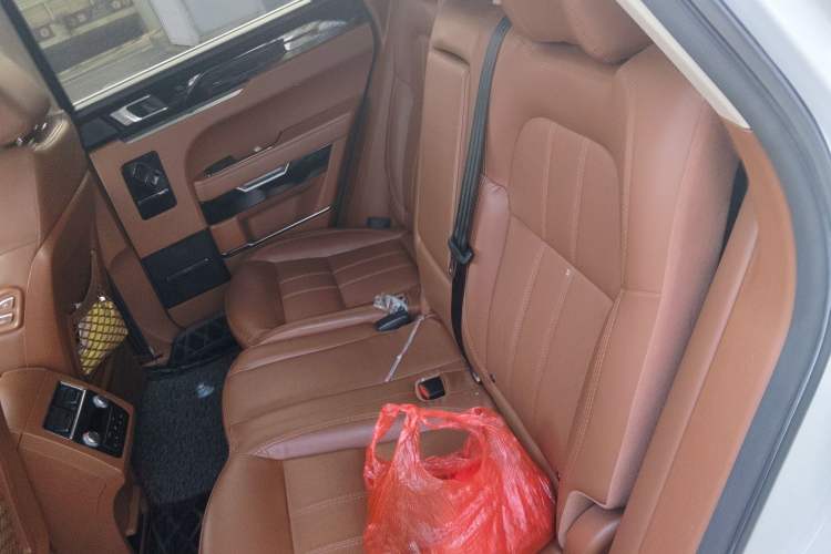 Used Zotye T700 2017 1.8T Dual-Clutch Prestige Model
