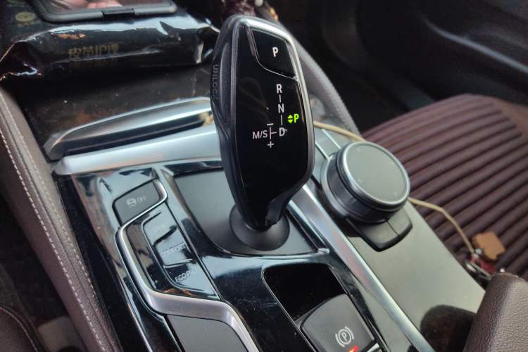 Used BMW 5 Series 2020 525Li Luxury Package
