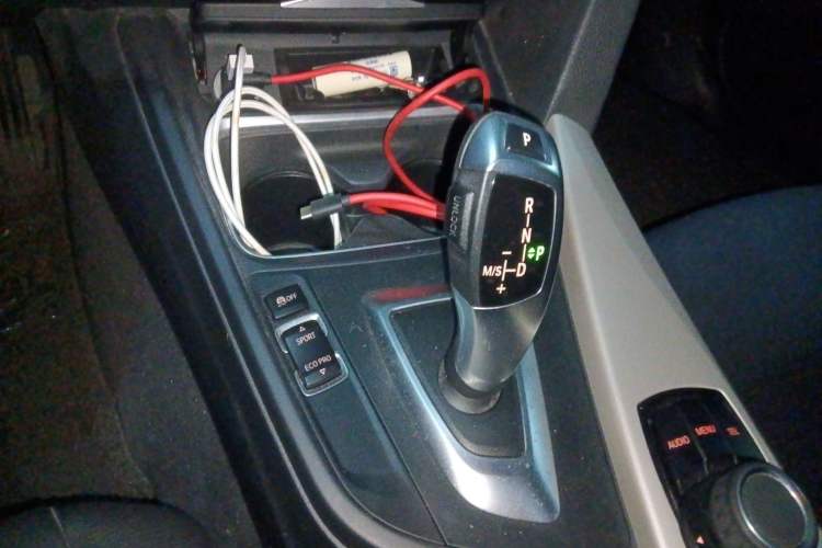 Used BMW 3 Series 2015 320i Active Edition
