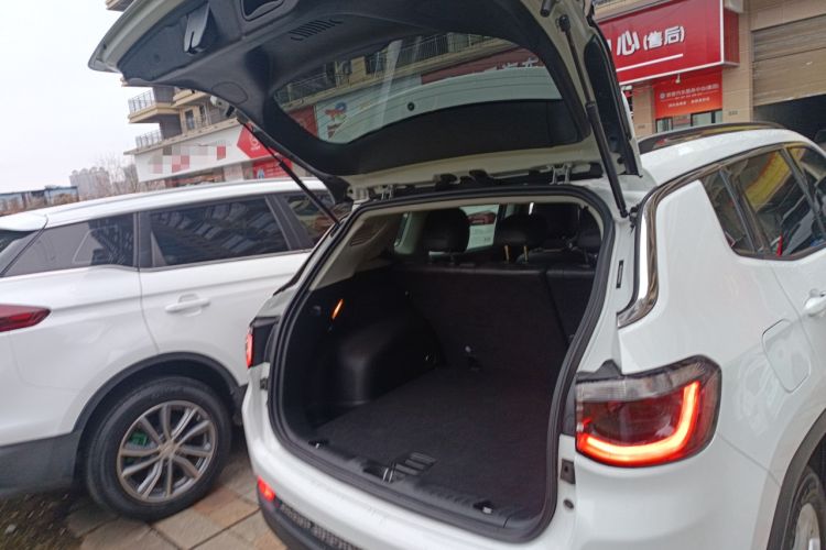 Used Jeep Compass 2019 220T Automatic Family Edition
