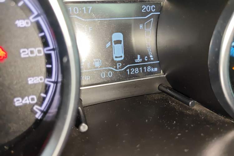 Used Zotye SR7 2016 1.5T CVT Cube Dream Edition China V Standard