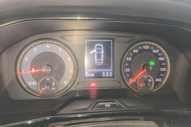 Used Volkswagen Lavida 2019 1.5L Automatic Comfort Edition China VI Standard Instrument Cluster