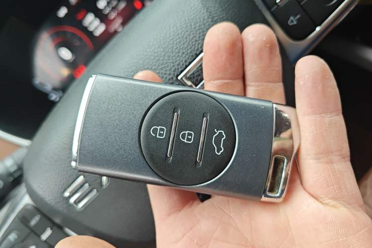 Used EXEED Lingyun 2019 1.6T Two-Wheel Drive Diamond Edition Vehicle Key