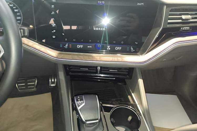 Used Volkswagen Touareg 2022 3.0 TSI Luxury Edition Black Diamond Sport Package Audio And AC Panel