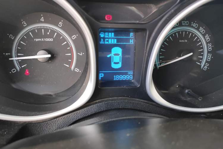 Used GAC Trumpchi GS5 Super 2015 1.8T Automatic Two-Wheel Drive Luxury Edition