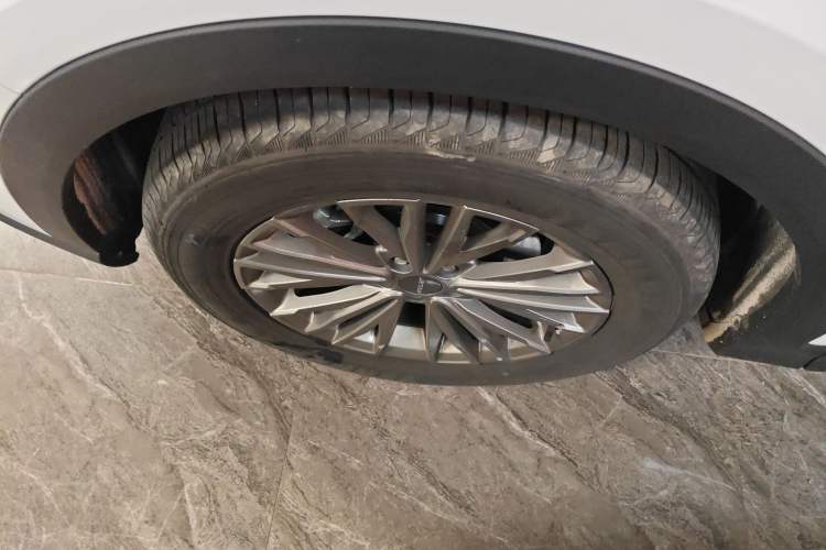 Used JETOUR X70 2023 1.5T DCT Overpass PRO+ Edition 7 Seats Left Front Wheel Hub