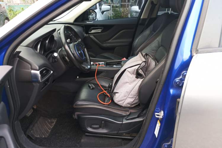 Used Jaguar F-PACE 2018 2.0T Four-Wheel Drive Urban Luxury Edition Left Front Seat