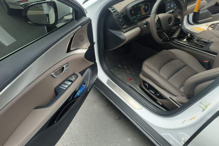 Used BYD Han 2020 EV Long-Range Luxury Model