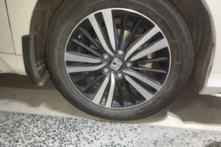 Used Honda Odyssey 2019 2.0L Rui·Smart Edition Right Front Wheel Hub